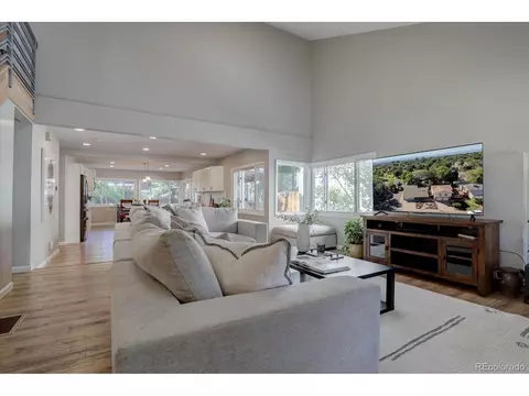 12315 E Bates Cir, Aurora, CO 80014 photo 2