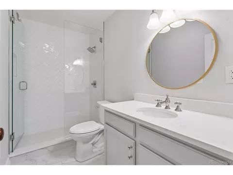 Bath - 477 N High St, Denver, CO 80218 photo 10 of 10