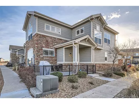 1781 S Buchanan Cir, Aurora, CO 80018