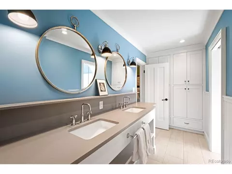 Bath - 2020 E 4th Ave, Denver, CO 80206 photo 4 of 4