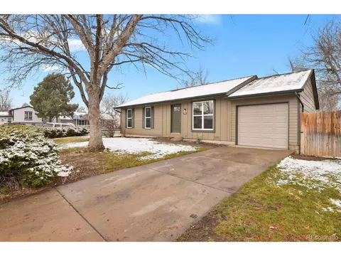 8767 W Floyd Dr, Lakewood, CO 80227