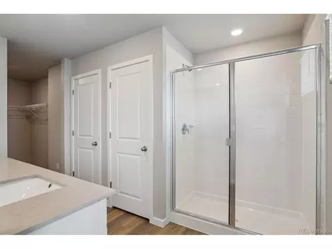 Bath - 48295 Shetland Dr, Bennett, CO 80102 photo 2 of 4