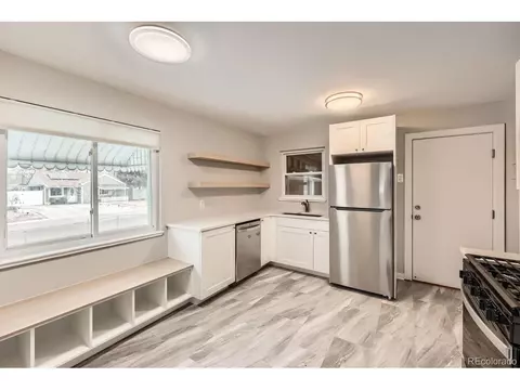970 Lima St, Aurora, CO 80010