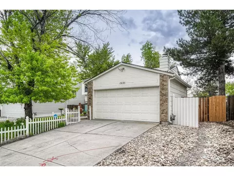 19135 E Oxford Dr, Aurora, CO 80013 photo 2