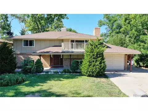 8239 Chase Dr, Arvada, CO 80003 photo 2