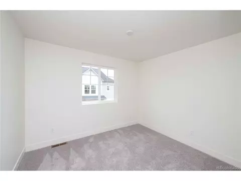 28482 E 6th Pl, Aurora, CO 80018 photo 18