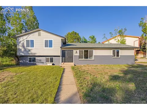 3995 Iron Horse Trl, Colorado Springs, CO 80917