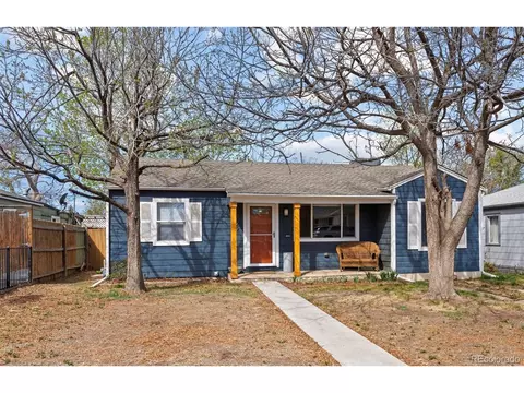 1729 Jamaica St, Aurora, CO 80010