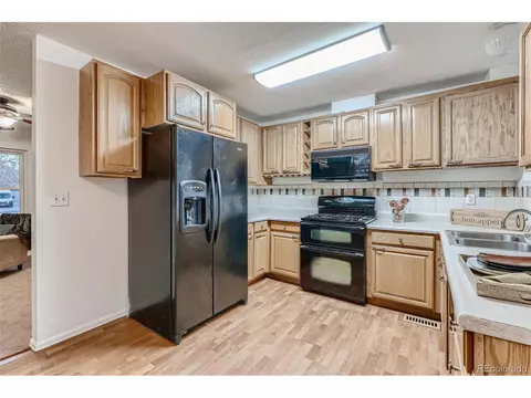 16522 E Princeton Pl, Aurora, CO 80013 photo 12