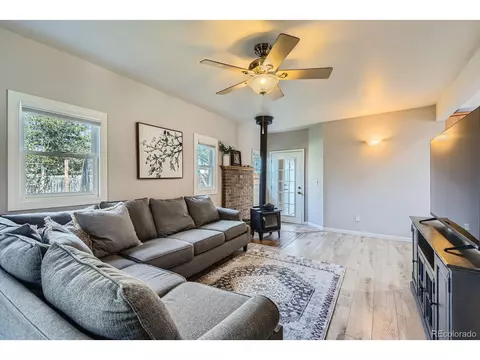 1065 6th St, Berthoud, CO 80513 photo 11