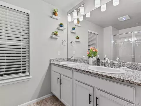 Bath - 18809 E 66th Ave, Denver, CO 80249 photo 4 of 5