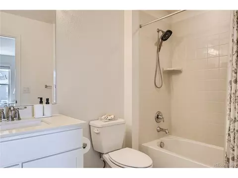 9439 E 58th Pl, Denver, CO 80238 photo 16