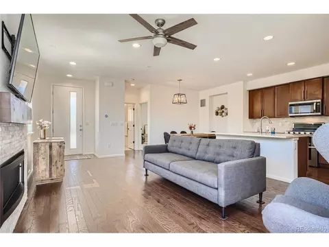 9439 E 58th Pl, Denver, CO 80238 photo 4