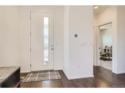 9439 E 58th Pl, Denver, CO 80238 photo 2