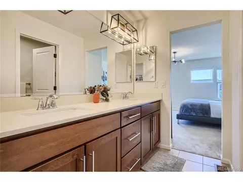 9439 E 58th Pl, Denver, CO 80238 photo 13