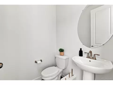 Bath - 15706 W Girard Ave, Morrison, CO 80465 photo 7 of 7