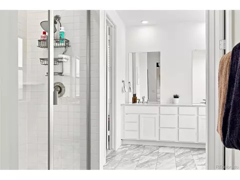 Bath - 15706 W Girard Ave, Morrison, CO 80465 photo 2 of 7