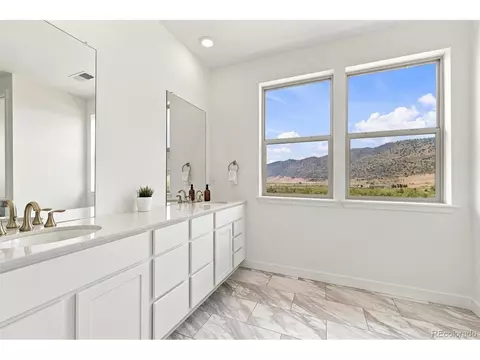 Bath - 15706 W Girard Ave, Morrison, CO 80465 photo 4 of 7