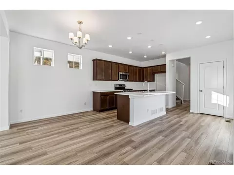 23762 E 33rd Pl, Aurora, CO 80019 photo 8