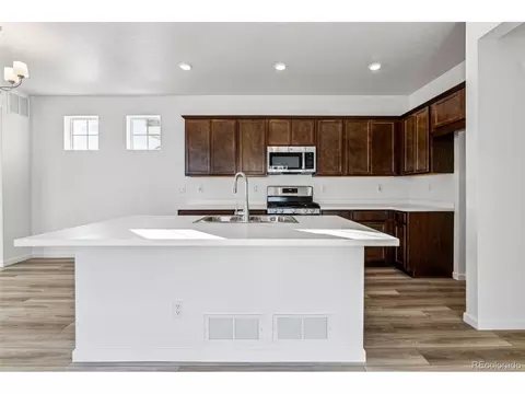 23762 E 33rd Pl, Aurora, CO 80019 photo 5