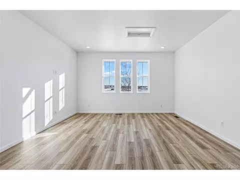 23762 E 33rd Pl, Aurora, CO 80019 photo 12