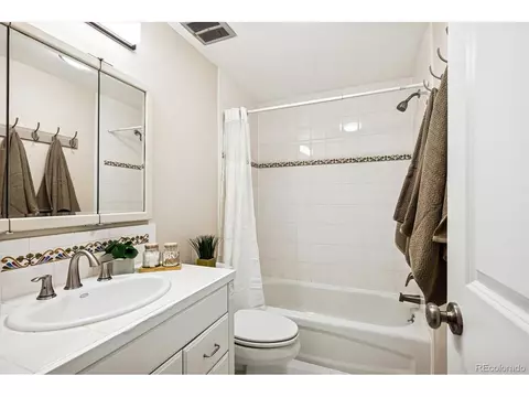 8365 E Jamison Cir, Englewood, CO 80112 photo 28