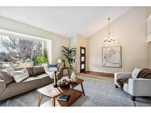 8365 E Jamison Cir, Englewood, CO 80112 photo 3