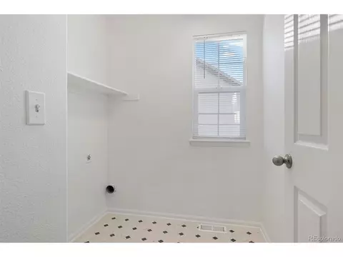 19153 E 39th Pl, Denver, CO 80249 photo 29