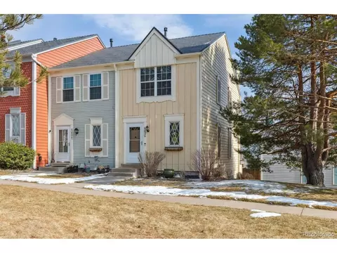 6826 S Holland Way, Littleton, CO 80128