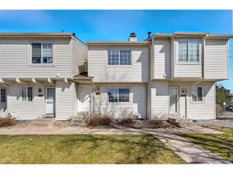 4106 S Mobile Cir #B, Aurora, CO 80013