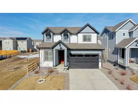 27913 E 7th Ave, Aurora, CO 80018 photo 1