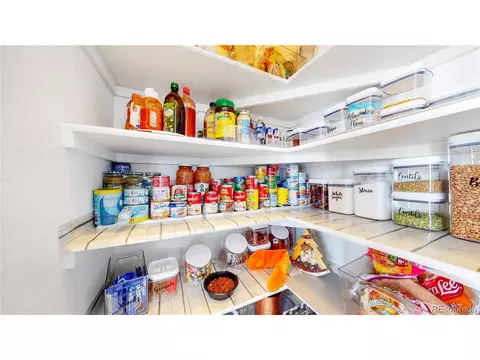 27913 E 7th Ave, Aurora, CO 80018 photo 9