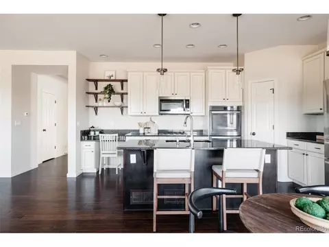 6928 S Riverwood Way, Aurora, CO 80016
