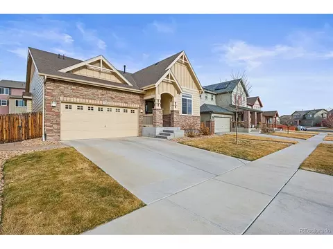 10256 Olathe Way, Commerce City, CO 80022