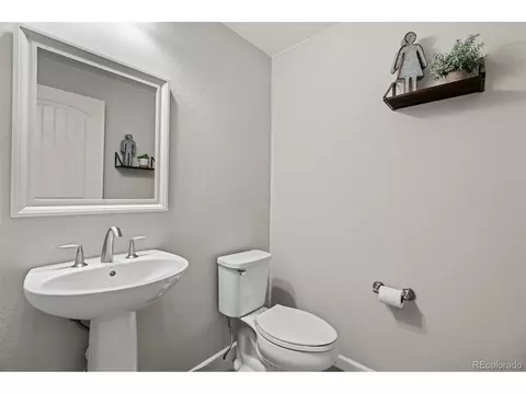 24846 E Calhoun Pl #B, Aurora, CO 80016 photo 14