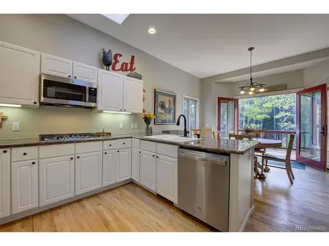 Kitchen - 11800 S Ridge Rd, Conifer, CO 80433 photo 2 of 3