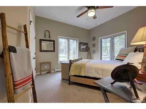 Bedroom - 11800 S Ridge Rd, Conifer, CO 80433 photo 2 of 2