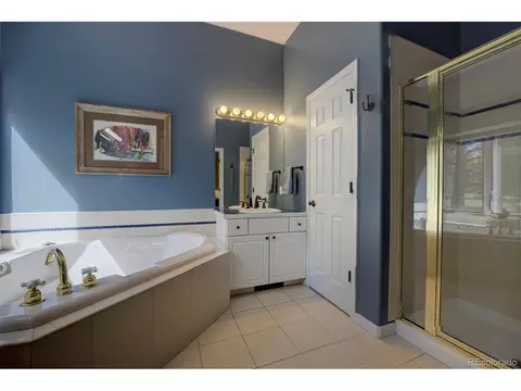 Bath - 11800 S Ridge Rd, Conifer, CO 80433 photo 2 of 5