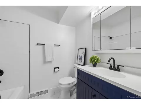 Bath - 8084 E Oberlin Pl, Denver, CO 80237 photo 2 of 2