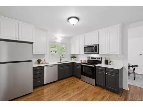 Kitchen - 8084 E Oberlin Pl, Denver, CO 80237 photo 1 of 4