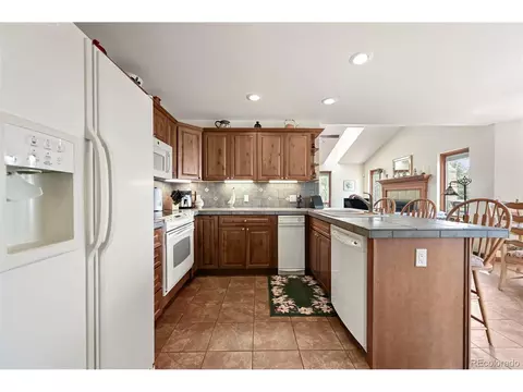 Kitchen - 322 Sequoia Rd, Hartsel, CO 80449 photo 2 of 3