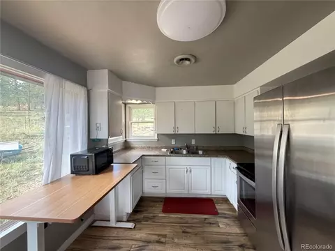 Kitchen - 63 Fitzsimmons Rd, Bailey, CO 80421 photo 2 of 2