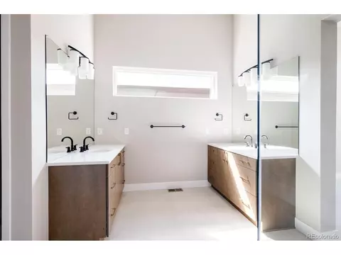 9867 E 63rd Pl, Denver, CO 80238 photo 23