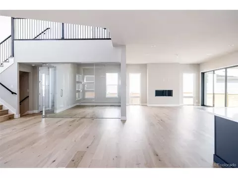 9867 E 63rd Pl, Denver, CO 80238 photo 8