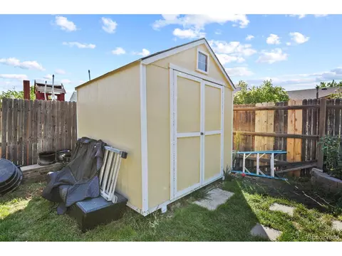 4883 Jasper Ct, Denver, CO 80239 photo 25