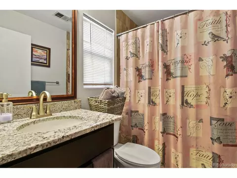 4883 Jasper Ct, Denver, CO 80239 photo 14