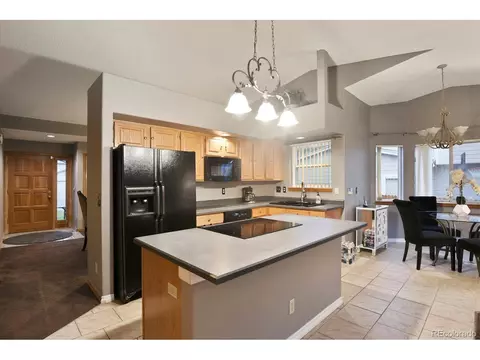 18587 E Hamilton Dr, Aurora, CO 80013 photo 9