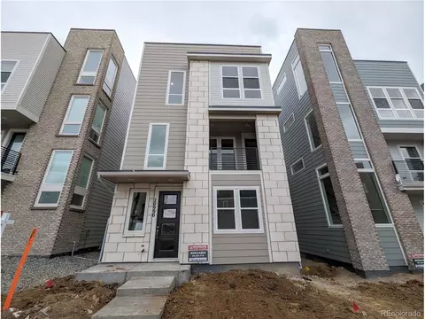 20990 E Quincy Dr, Aurora, CO 80015