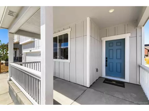 46409 Saddleback Dr, Bennett, CO 80102 photo 3