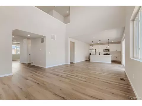 46409 Saddleback Dr, Bennett, CO 80102 photo 7